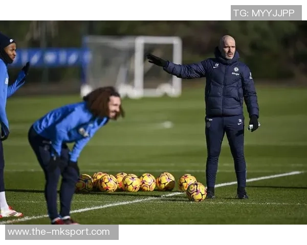 卡拉格盛赞马雷斯卡战术能力称其可与任何教练抗衡